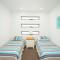 Shearwaters Apartment Waterfront Accomodation