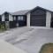 The family beach house - Papamoa