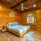 EKOSTAY Luxe - Woodstock Villa I 2 Acre Property I Cricket Turf I Party Friendly