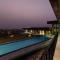 StayVista's Minty Mirage - Mountain & Lake-View Villa with Pool, Expansive Lawn & Terrace - Girnāre