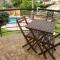 VILLA LIBECCIO appartment with shared swimming pool, at 200 meters from the beach, solarium and private parking