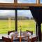 Tillyfruskie Farm Holiday Cabin, Finzean