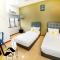 QQSweetHomeLovelyBktChedang10bedroom Homestay (15-17pax) - Seremban