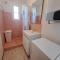 Appartement RDC 2 pièces proche plage avec terrasses et parking - FR-1-326-575