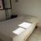 Villa Mitoyenne 6 Pers avec Terrasse, BBQ, Parking et WIFI à Grau dAgde - FR-1-423-179