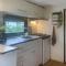 1 Bedroom Cozy Stacaravan In Putten