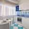 Gorgeous Apartment In Deiva Marina