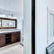 Rooftop balcony oceanfront PH condo with King beds