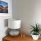 Colonels House-Stylish Seafront Townhouse overlooking Sandown Bay