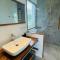 Private Garden Villa With Parking