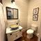 Southern Farm House 4 Br 4 Bath
