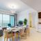 Downtown Views 2 - Incredible Two Bedroom - Dubaj