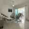 La Fenice Beachfront 3 Bedroom With Parking