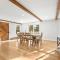 Newly Renovated 3BR 2BA Walk to Restaurants - فينيارد هافن