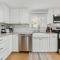 Newly Renovated 3BR 2BA Walk to Restaurants - فينيارد هافن