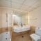 2 Bedroom Escape with Relaxing Marina Views - Dubaj