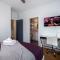 Modern Townhome, w/ Downtown Views, Rooftop Deck only 6min to Broadway - ناشفيل