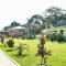 Country Lake Resort Garuga