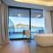 ALYACHT Premium Hotel