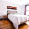 The Pub- 8BR Free Parking, Minutes From Falls & Casino