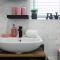New - Stylish 4 bedroom House, Business & Leisure. Discount on long stays. By Jesswood Properties.