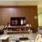 Endhaa, Divers Home