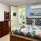 Marina View Condo 2 Bed / 2 Bath Sleeps 7
