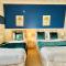 Summer Lane House-3 Bedrooms-Close to M1-Longer Stay-Free Parking