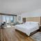 Holiday Inn Express Pensacola Beach by IHG