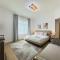 Beachfront 2BR - Private Beach in Palm Jumeirah - Dubaj