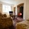 Oak House in Mid Wales with Log Burner By Seren Short Stays - 马汉莱斯