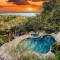 Dawson by AvantStay Serene Austin Home set Amongst nature w Pool Hot Tub Close to Lake Travis - Остін