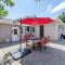Spacious Oasis w/Pool Retreat - Concord