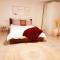 Spacious and Peaceful 2BD with a Garden & Parking - Gan H̱ayyim