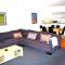 24 Gillies St Apartment