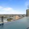 Cosy 1-Bed with River Views Pool Gym & BBQ
