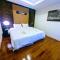 Large Apartment In Lovely Panwa - All Welcome! - Ban Ao Makham