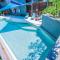 Loka Santi 14 - Gorgeous Three-Bedroom Beachfront Penthouse with Sea Views & Heated Communal Pool in Sunny Agnes Water