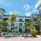 Ocean Breeze Apartment Hotel