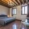 Ca’ Del Monastero 3 Collection Apartment for 4 Guests with Lift