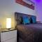 NeriesApartment No.2 Bedrooms Modern Suite In Centrum