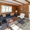 Gorgeous Home In Svatsum With Wifi