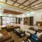 EKO STAY Gold- CHESTNUT VILLA