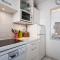 Apartment Les Mandariniers-1 by Interhome