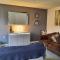 New - Modern Home from Home, 3 bedrooms, 2.5 bath