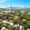 Charming 2 Bedroom Apartment in Victoria Park