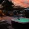 Serenity Retreat PoolSpa BBQ WorkSpace WiFi 3Bdrm