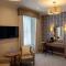 Brisbane House Hotel