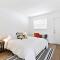 Lovely 2 BR condo with free parking on premises - Форт-Лодердейл