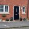 Aylesbury Lovely Double and Single Bedroom with Guest only Bathroom - Buckinghamshire